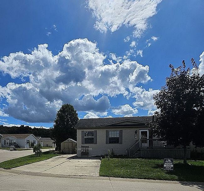 Photo of 281 Pompano Ct Lot 72
