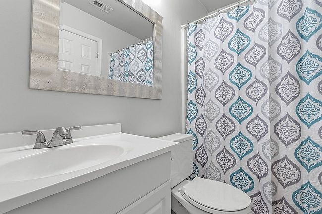 Photo of 2121 Refuge Ct, Virginia Beach, VA