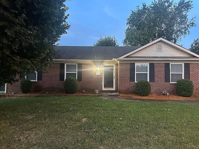 Photo of 220 Finish Line Way, Frankfort, KY