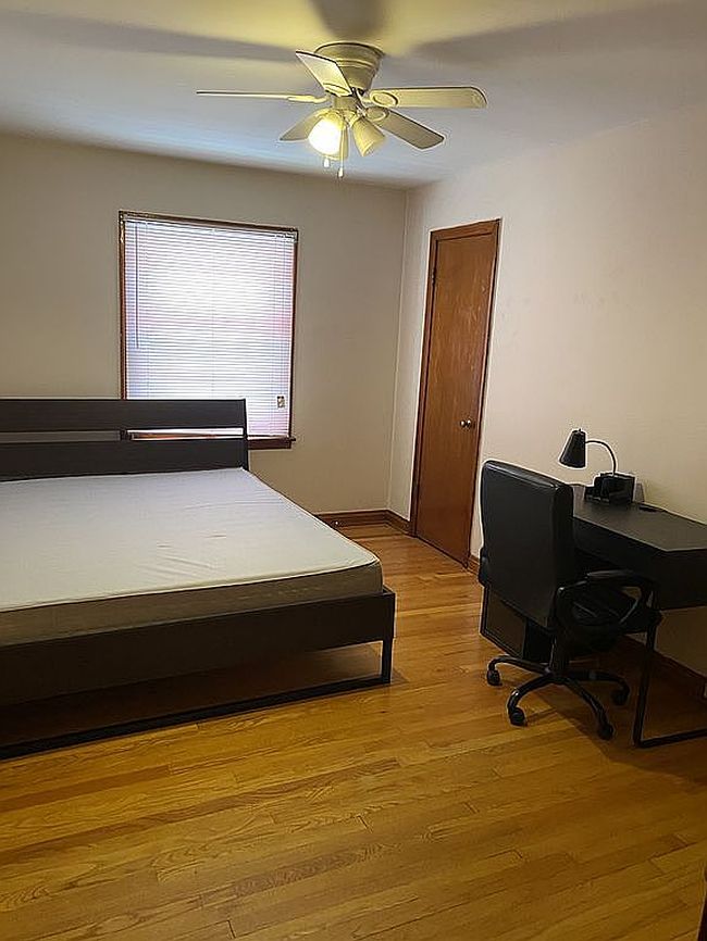 Image of 1721 S 4th St