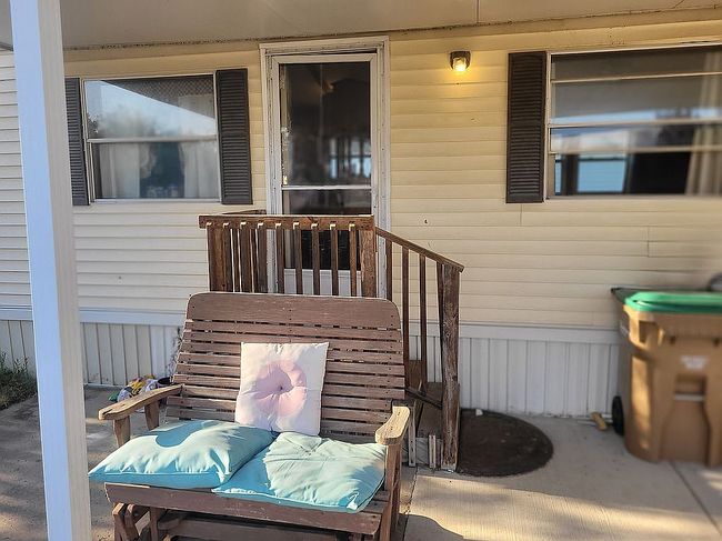 Photo of 39 Melody Ln, Buffalo, NY