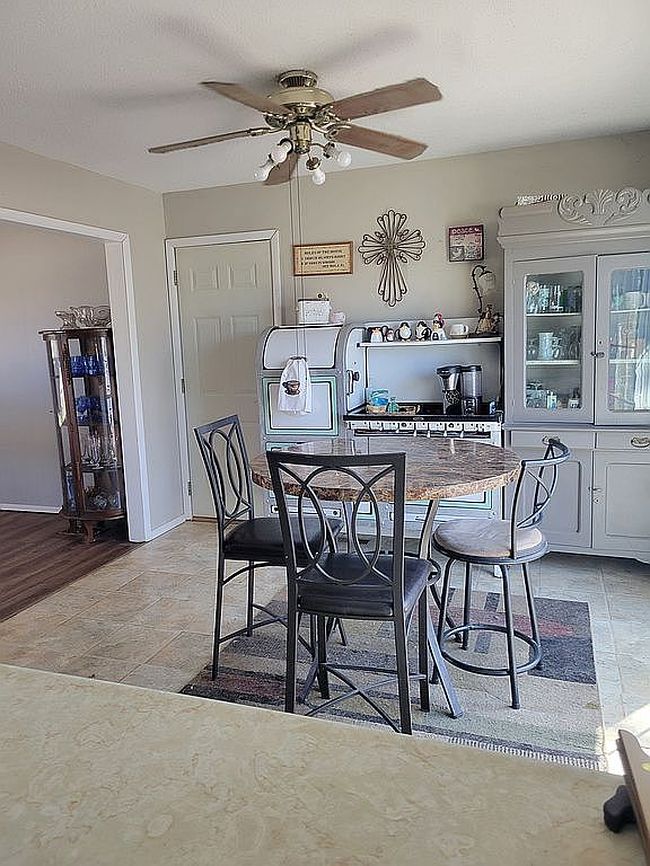 Image of 103 Clarence Dr