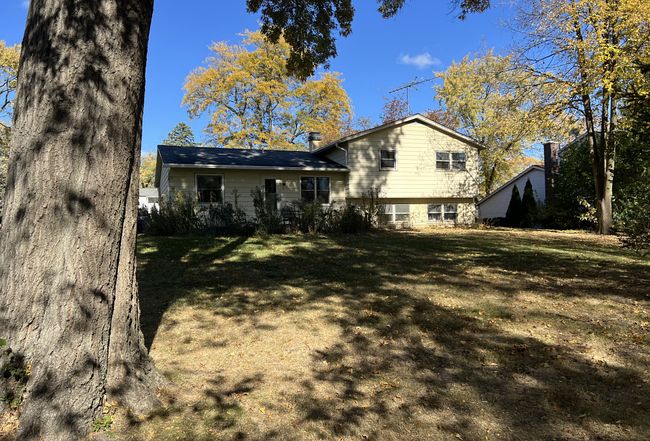Image of 611 Harvard Ln