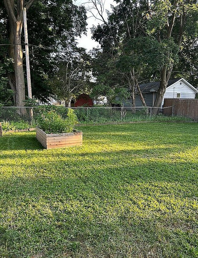 Photo of 413 Rust Ave, Big Rapids, MI