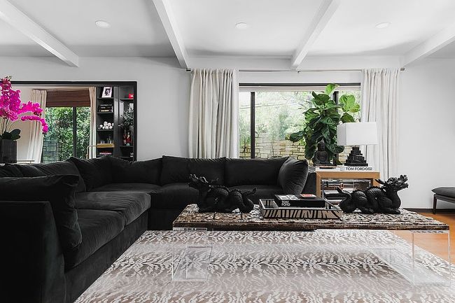 Image of 2401 Jarratt Ave