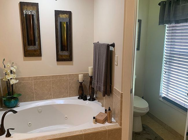 Image of 158 Ne Twylite Ter