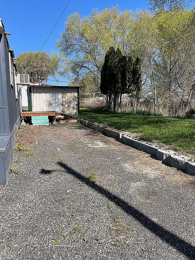 Photo of 301 E 7th Ave Unit 13, Moses Lake, WA