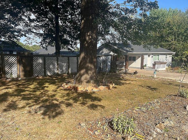 Photo of 3223 N Howard Ave