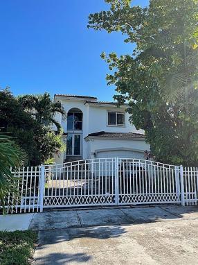 Image of 2913 Sw 13th St