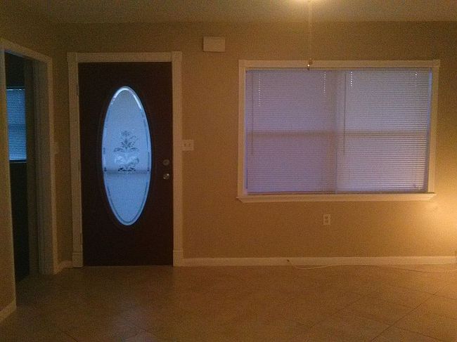 Additional photo 3 of property located at 21130 Bersell Ave