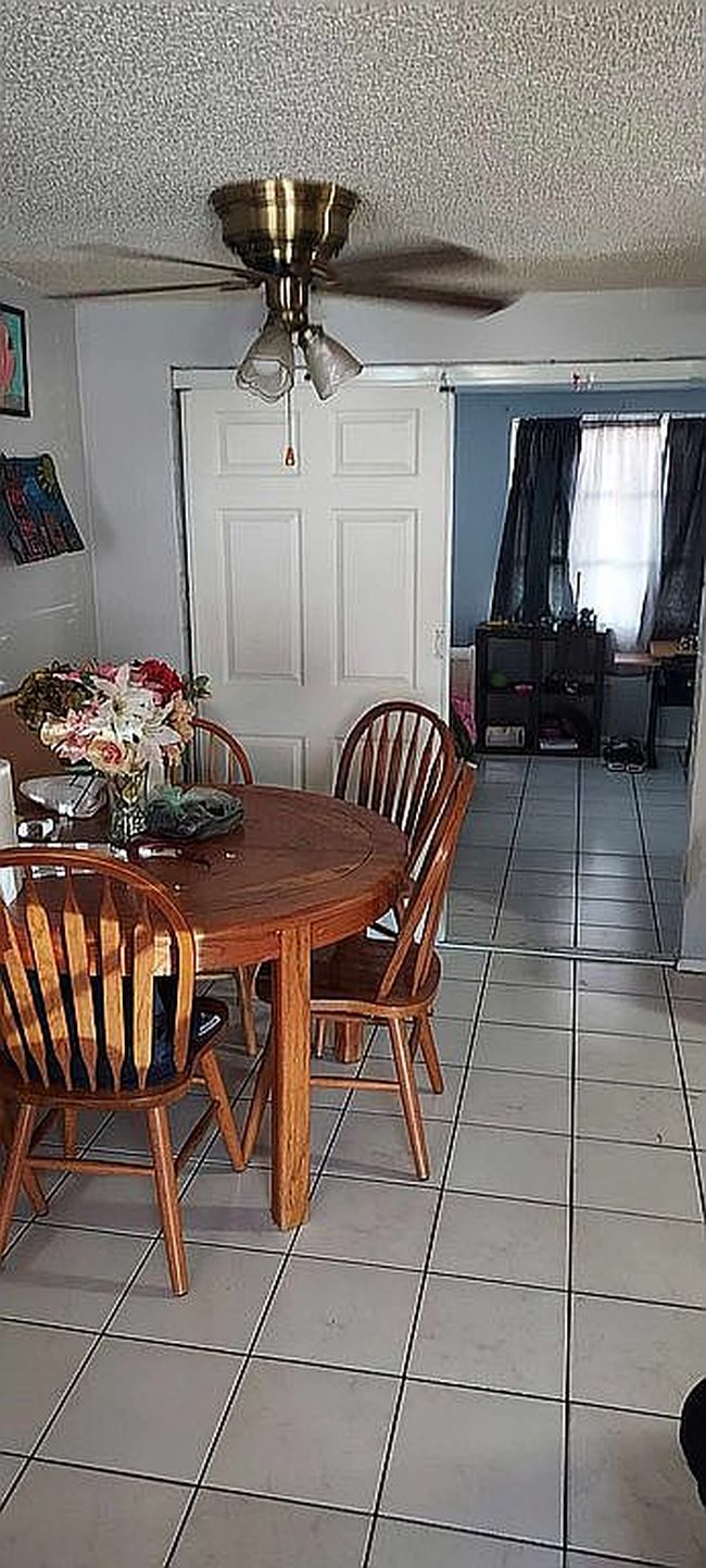 Image of 6013 Beechwood Dr