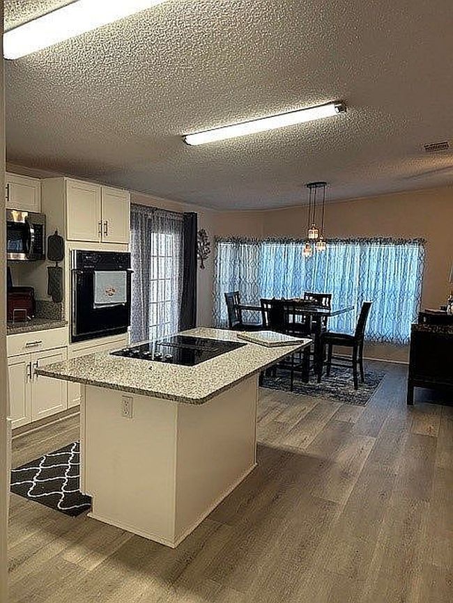 Image of 14 Antigua Ln