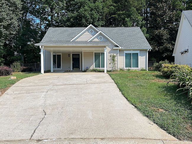 Photo of 309 Clarendon Ct, Griffin, GA