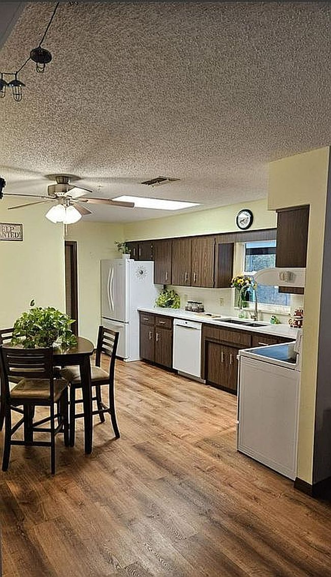 Image of 6585 E Holly St