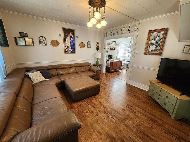 Photo of 409 Maple Ave, Falmouth, KY