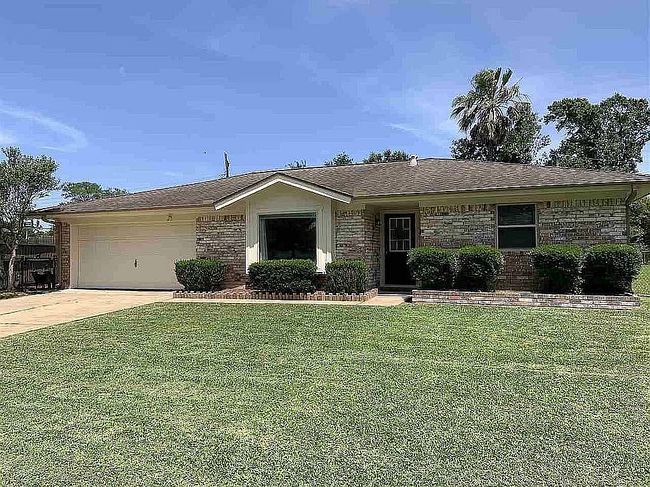Photo of 1320 Elsie St, Bridge City, TX