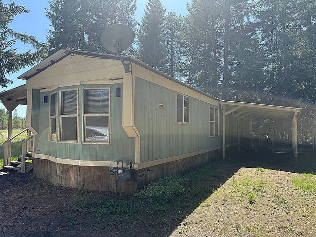 Photo of 513 Day Break Rd, Bonners Ferry, ID