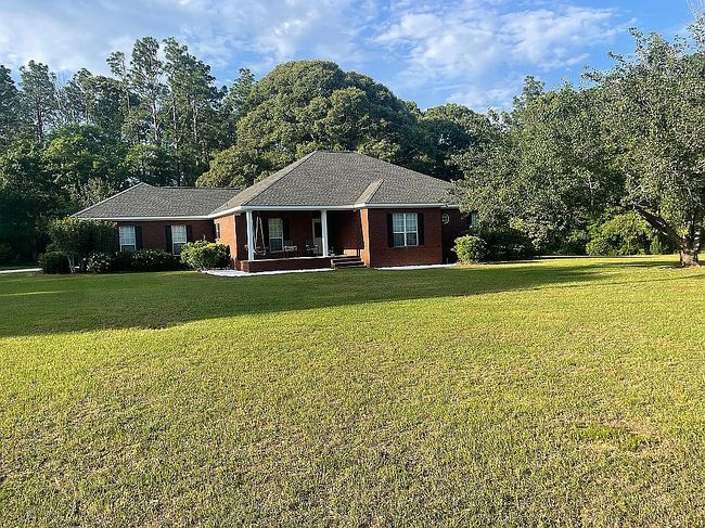 Photo of 10850 Dogwood Dr