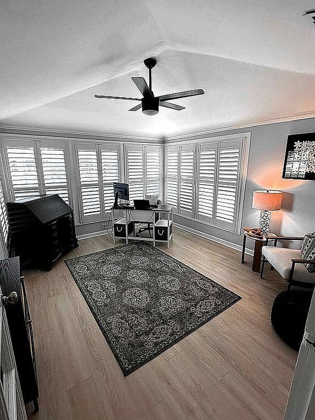 Image of 1632 Grove Ave