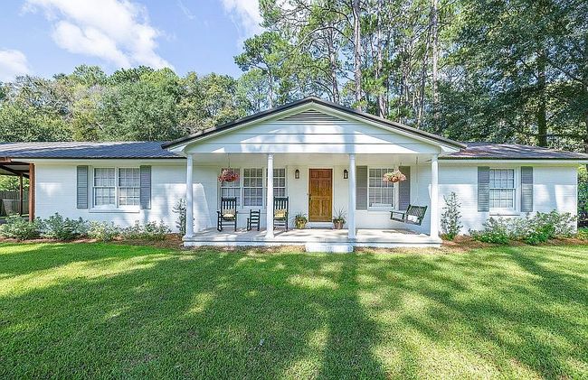 Photo of 115 Lakeside Dr, Thomasville, GA