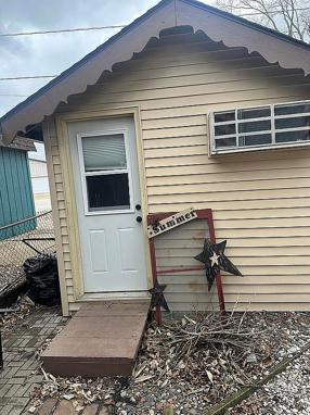 Additional photo 2 of property located at 7467 Twin Lakes Rd