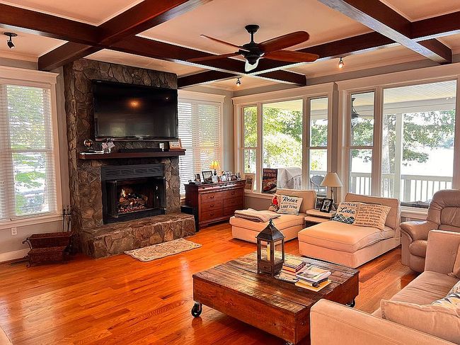 Photo of 614 Cornwallis Ave, Locust Grove, VA