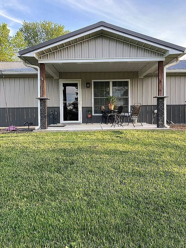 Image of 9885 Brushy Fork Rd