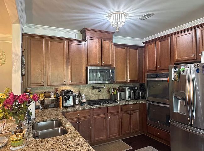 Photo of 454 Wolfbend Rd, Woodruff, SC