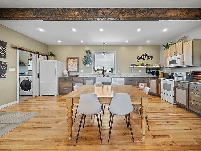 Photo of 99 Bluff Trl, Riverside, WY