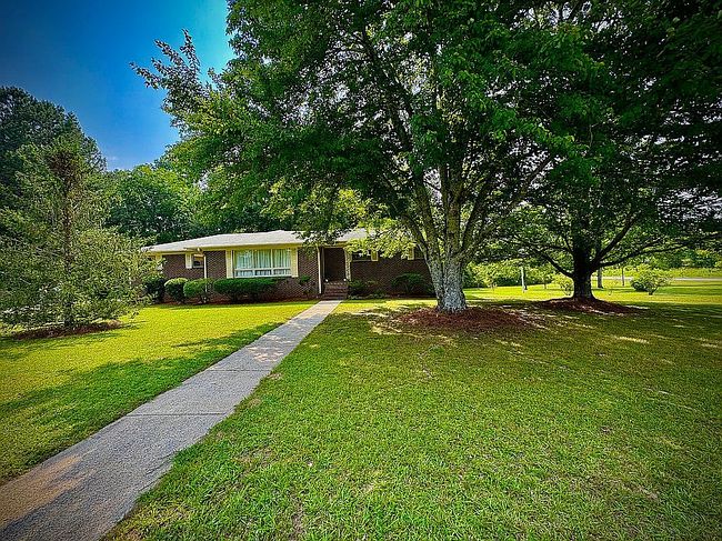 Photo of 2827 Sunset Dr