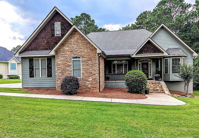 Photo of 291 Greystone Dr