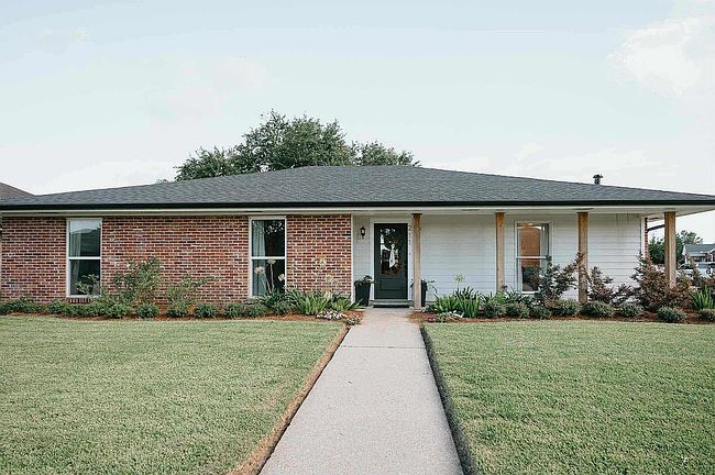 Photo of 211 Brinwood Dr