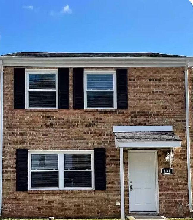 Photo of 431 Myrtlewood Cir, Jacksonville, NC