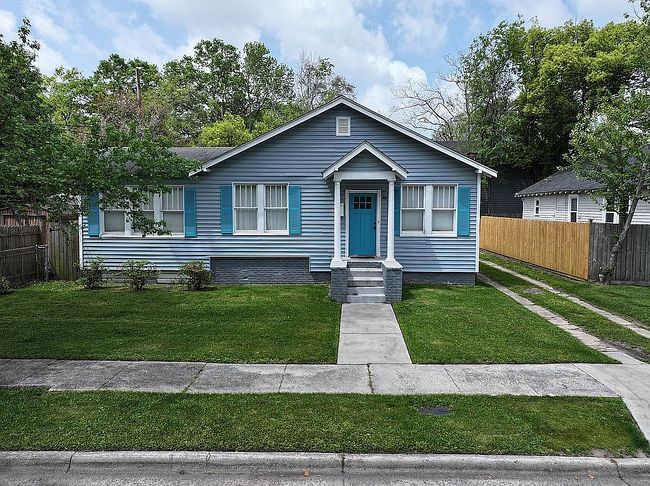 Image of 2011 Atlantic Ave