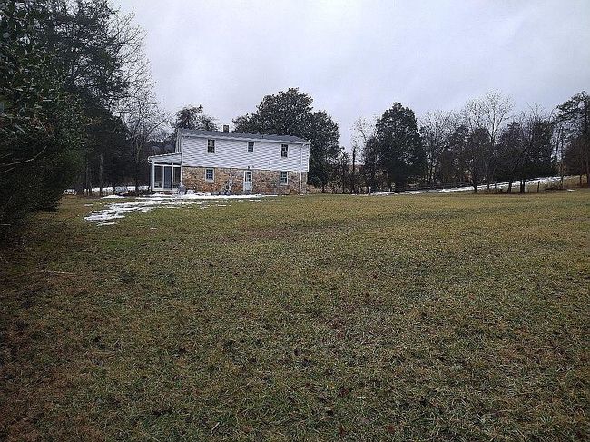 Image of 6064 Old Bust Head Rd