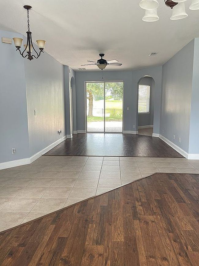 Photo of 34037 Fortunado St, Sorrento, FL