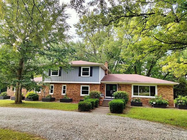Photo of 4004 Cedar Hills South Dr, Greenwood, IN