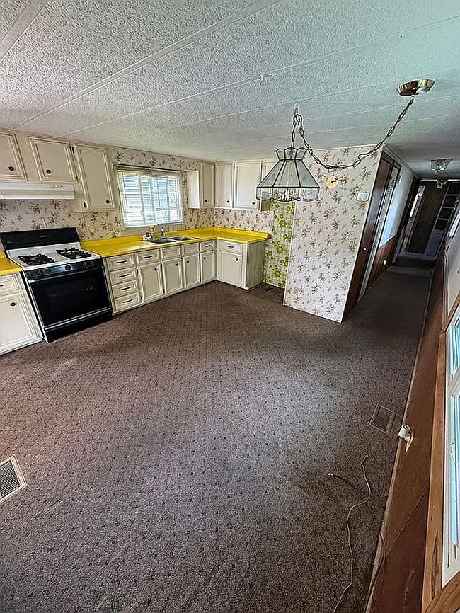 Photo of 28 Evergreen St, Bath, NY