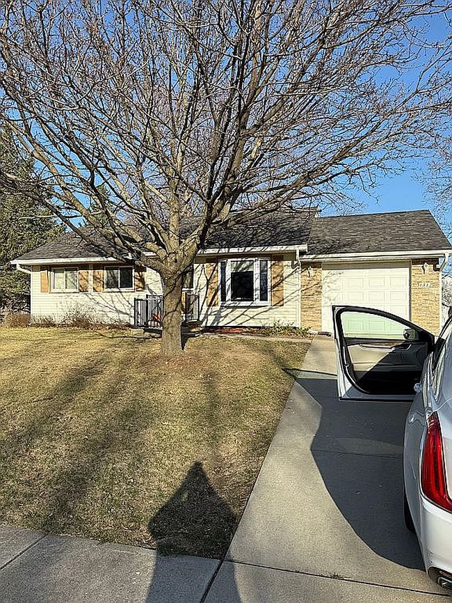 Image of 1312 Cherry Pkwy