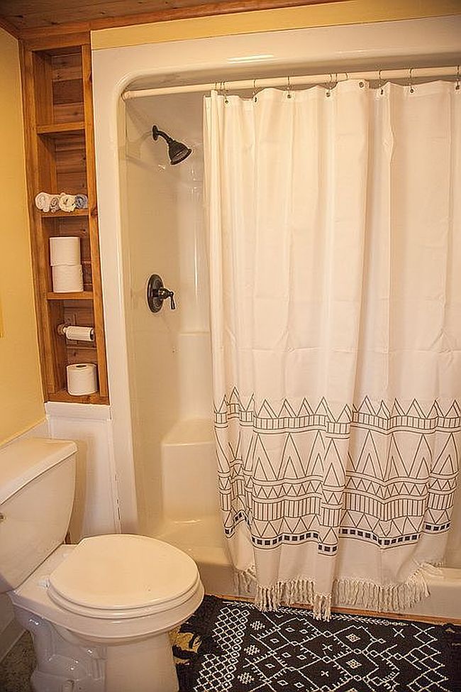 Photo of 141 Moon Cir, Mills River, NC