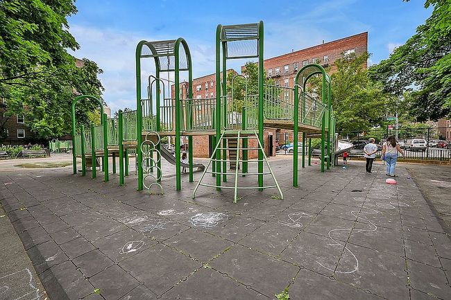 Photo of 11114 76th Ave Apt 411, Flushing, NY