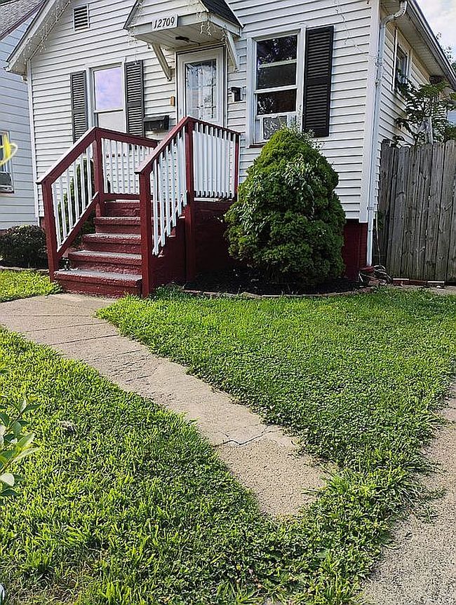 Photo of 12907 Leeila Ave, Cleveland, OH