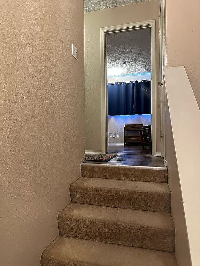 Photo of 3621 Brush Creek Dr, Lawrence, KS