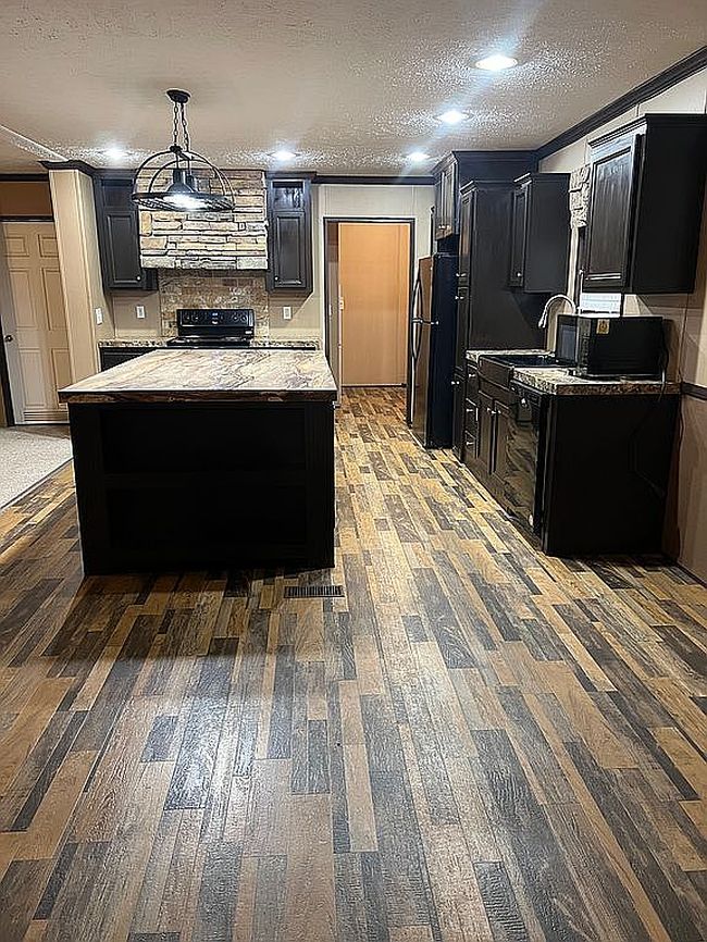 Image of 211 Perla Rd