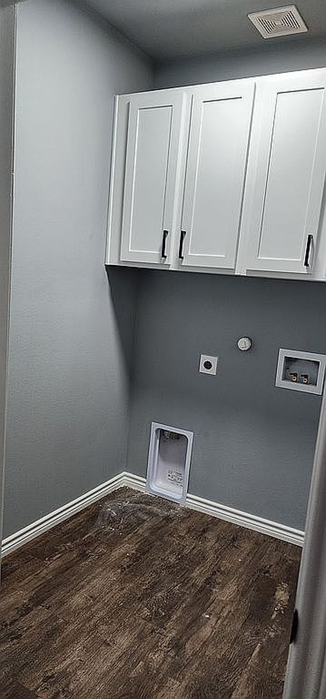 Additional photo 3 of property located at 4909 Fitzhugh Ave