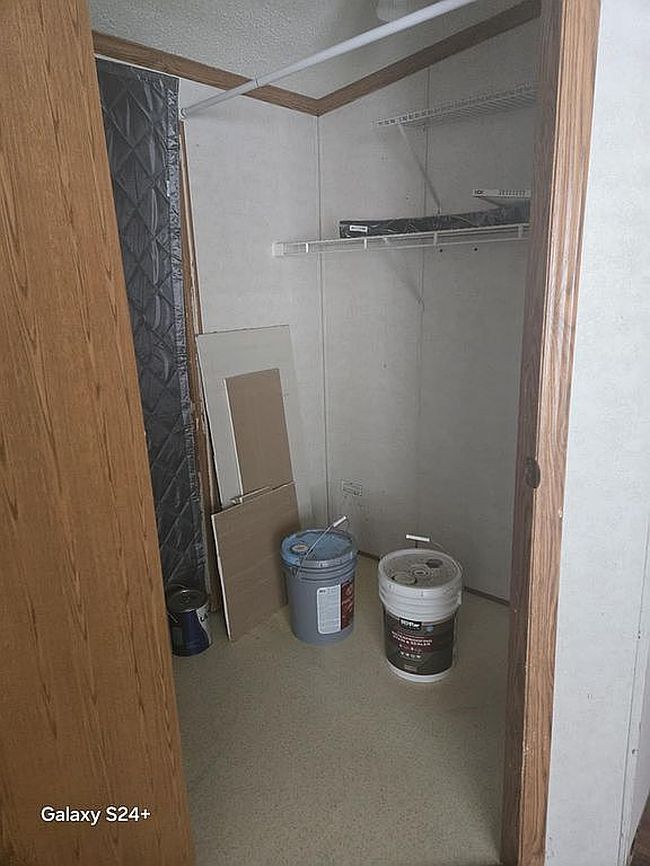Preview of property located at 1149 Nottingham Dr