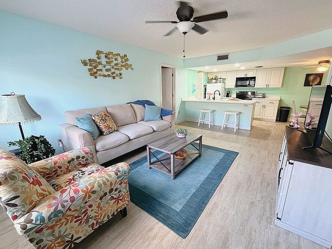 Preview of property located at 7117 27th Avenue Dr W