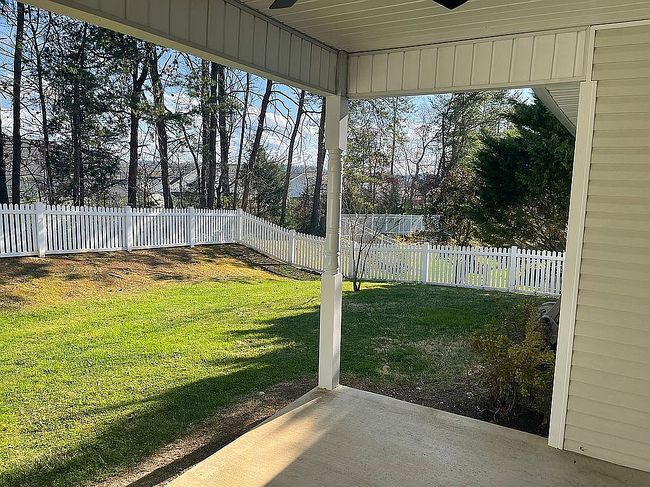 Image of 1530 Graybrook Ln