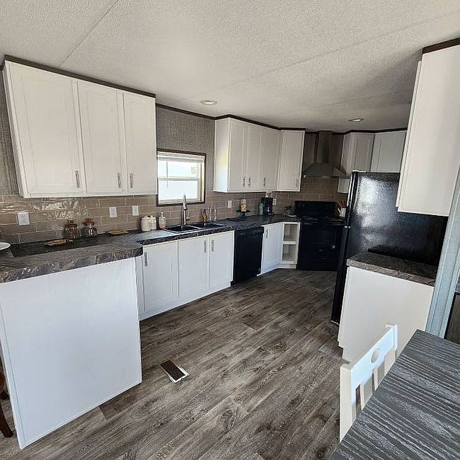 Image of 215 E Coronado Ln