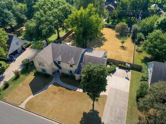 Image of 6708 E 106 St S
